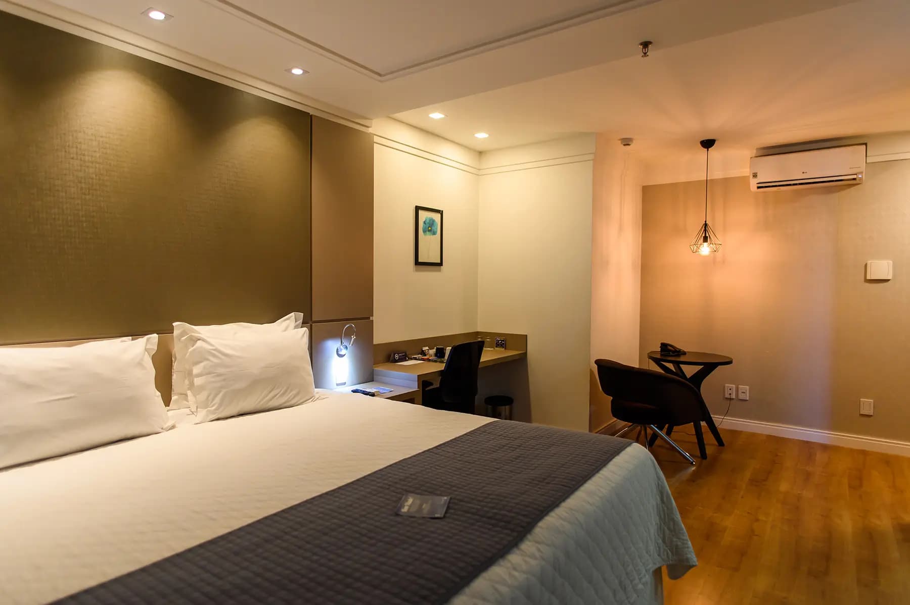 Quarto Premiere — ambiente